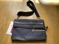 mobac+ クラッチショルダーバッグ 中黒