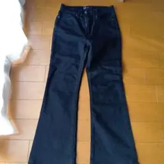 GAP '70s FLARE デニムパンツ ブラック 25　裾上げしていますのサムネイル