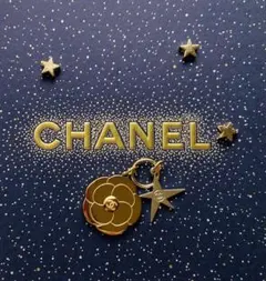 CHANEL _ 2025 ノベルティ_カメリア　チャーム 〈新品〉1点