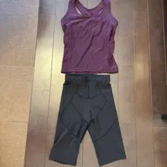 パープルタンクトップとブラックレギンスセット