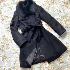 カシミヤフォックスファー付きブラックコート