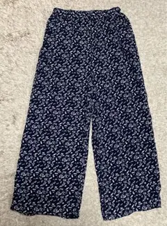 Item thumbnail for item e24f7c4a-7fd7-49b6-98ec-f87f71bac692