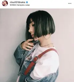 仲里依紗ちゃん着用似♡オフショルダー クロップドジャケット 黒 赤ストラップ