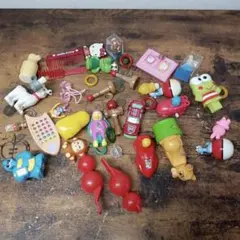 Ds100　昭和レトロ　おもちゃまとめ売り　ハッピーセット　サンリオ　玩具　レア