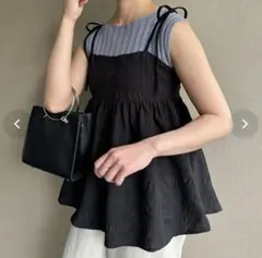 く*み様 JUNOAH リップルバックリボンキャミソールのサムネイル