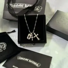 Chrome Hearts クロス ペンダント