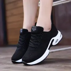 エアクッション通気性メッシュランニングシューズadidasソックス おまけのサムネイル