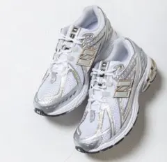 ①希少✨【新品未使用】ニューバランス M1906RI 26cm a-dot_nb-m1906ri-1