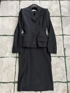 ドルチェ&ガッバーナ　レディース黒いスーツ ジャケットとタイトスカートのセット