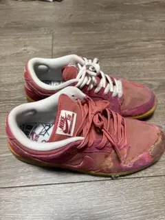 NIKE SB DUNK LOW PRO ピンク