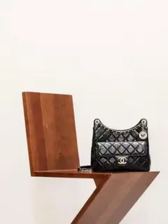 CHANEL ブラック ショルダーバッグ