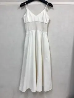 ZARA ホワイトキャミワンピース