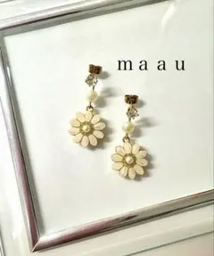 コットンパールとフラワーモチーフのピアス