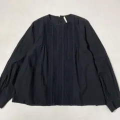 fig LONDON コットンリネン ピンタックブラウスのサムネイル