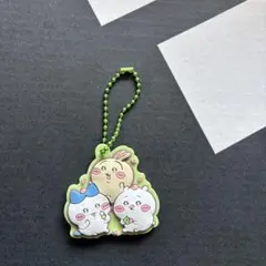 ちいかわ　ラバーチャーム　うさぎ　ハチワレ