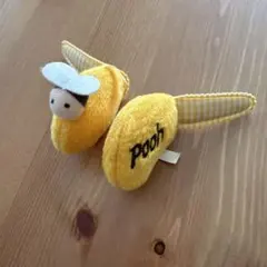 ディズニー プーさん 耳 パッチン ヘアクリップ　ヘアピン