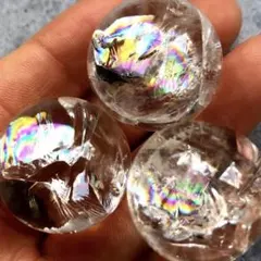 【限定特価！虹入り！最強水晶】天然石　アイリスクォーツ　水晶　丸玉20