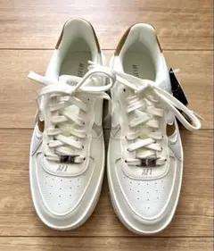 2/8までセール❗️NIKE AIR FORCE 1ホワイト24.5㎝ 新品未使用