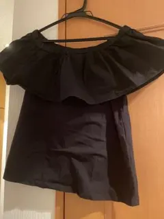 ★美品★ヨーコチャン　フリルトップスのサムネイル