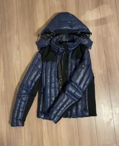 PRADA ネイビー フード付きダウンジャケット