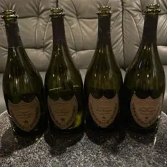 ドンペリニョン空き瓶4本のサムネイル