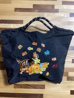 ナイロン刺繍バッグ　ナイロントート　猫柄　軽量　エコバッグ