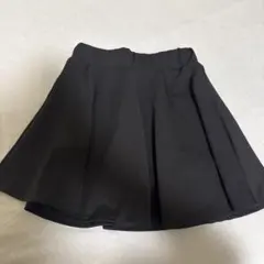 GRL ブラック ミニスカート プリーツ インナーパンツ付きのサムネイル