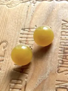 ヴィンテージ　イエロー　イヤリング　アンティーク