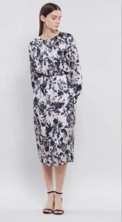 花柄シフォンワンピースエポカ40未使用のサムネイル