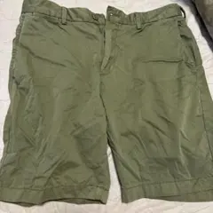 UNIQLO オリーブグリーン ショートパンツ M