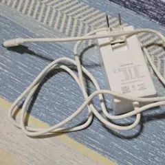 ドコモ　スマホ　USBTypeＣ　充電器　Ａｃアダプタ０８