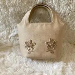 HANAE MORI花の刺繍付きベージュかごバッグ