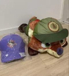 ズートピアハッピーくじ D賞 キャップ　寝そべりニック