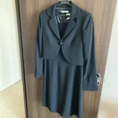 黒のジャケットとドレスセット　7号