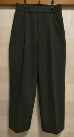 【美品】UNIQLO タックワイドパンツ M ダークグリーン（神パンツ）