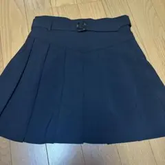 プリーツスカート