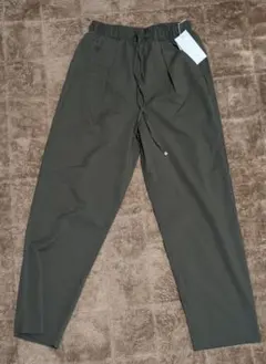 はっ水加工　スラックス　新品タグ付き