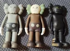 2026年最新】KAWS KACHAMUKKUの人気アイテム - メルカリ