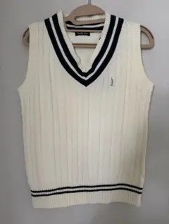 未使用品　EASTBOY Vネック スクールベスト