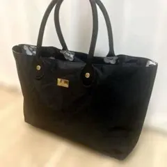 MARY QUANT マリークワント　トートバッグ　黒　デイジー柄裏地　A4可