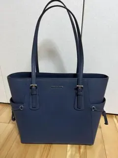 Michael Kors ネイビー ビジネスバッグのサムネイル