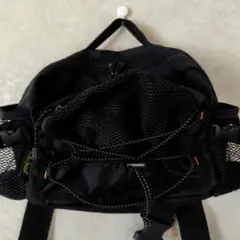 ブラック ボディバッグ メッシュポケット付き　ウェザーフォレスト