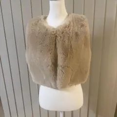 フェイクファー ベスト ベージュ❣️