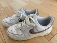Nike Air Force 1 スニーカー ホワイト/ブラウン
