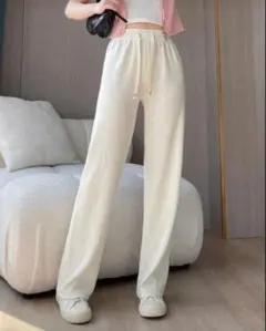 値下げ中　ストライプ模様　ワイドパンツ