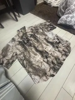 モノトーン抽象模様 半袖シャツ