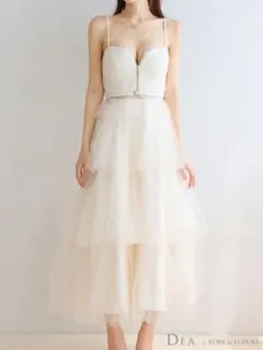 ディア バイ ローブドフルール レースティアードチュールフレアロングキャバドレス