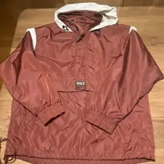NIKE フード付きナイロンパーカー　アノラックジャケット