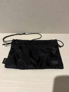 BEAMS LIGHTS ブラック サコッシュ