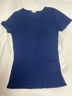 Brandy Melville ネイビー　Tシャツ　タイト　紺のサムネイル